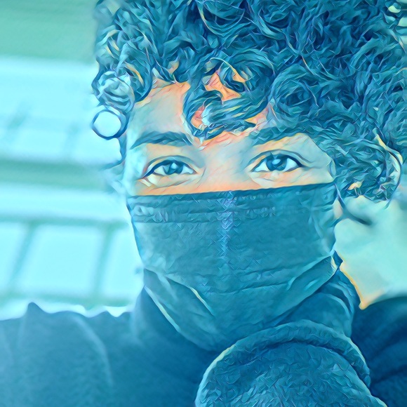 Meet your Posher, Jennifer - Picture 1 of 1